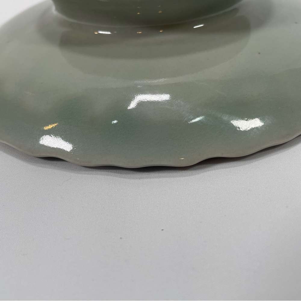 Vintage Collectible Blue and White Chinoiseie Koi Fish Pedestal Dish - Picture 4 of 4
